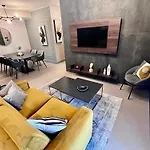 Flh Art Elegance - Large Balcony, Free Parking, Ateneo Διαμέρισμα