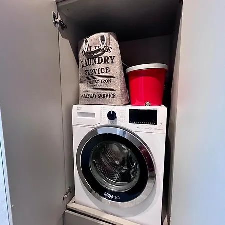 Flh Art Elegance - Large Balcony, Free Parking, Ateneo Апартаменти