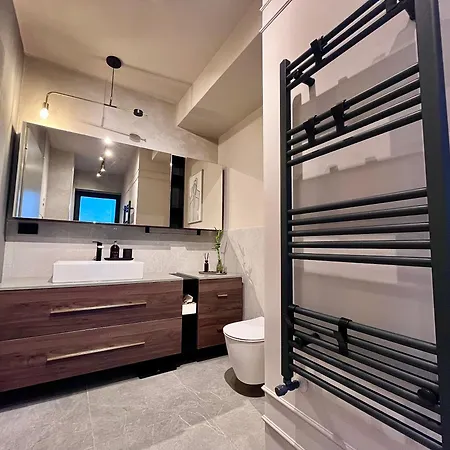 Flh Art Elegance - Large Balcony, Free Parking, Ateneo تيميشورا