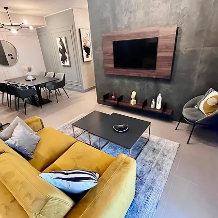 Flh Art Elegance - Large Balcony, Free Parking, Ateneo Апартаменти