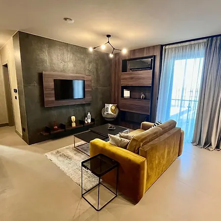 Flh Art Elegance - Large Balcony, Free Parking, Ateneo شقة تيميشورا