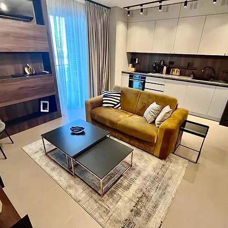 Flh Art Elegance - Large Balcony, Free Parking, Ateneo شقة تيميشورا