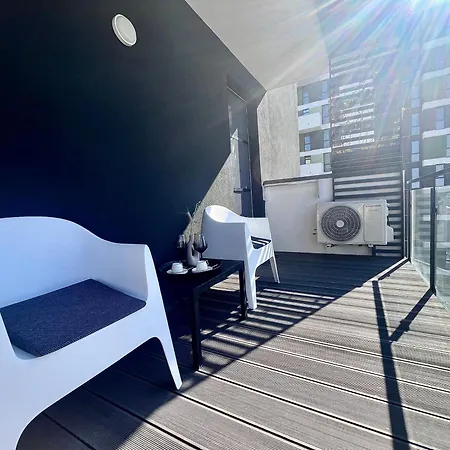 Flh Art Elegance - Large Balcony, Free Parking, Ateneo