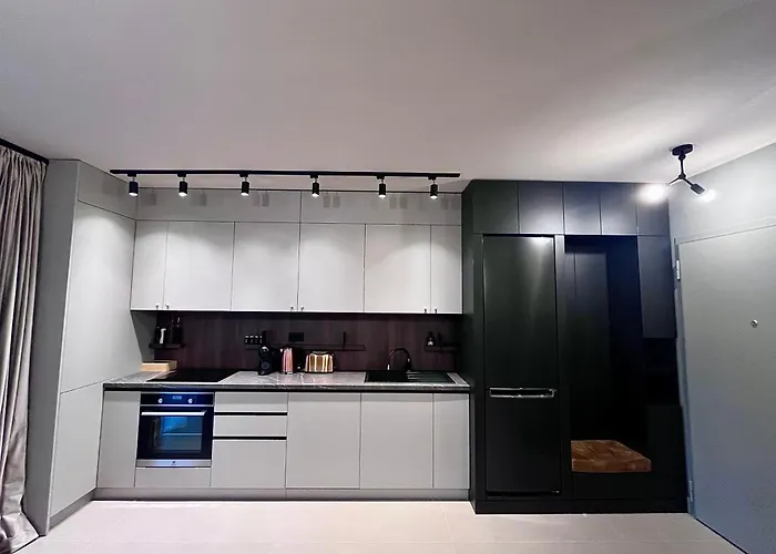 Flh Art Elegance - Large Balcony, Free Parking, Ateneo Apartment *