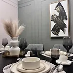 Flh Art Elegance - Large Balcony, Free Parking, Ateneo Daire