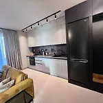 Flh Art Elegance - Large Balcony, Free Parking, Ateneo Daire