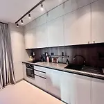 Flh Art Elegance - Large Balcony, Free Parking, Ateneo Daire *
