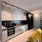 Flh Art Elegance - Large Balcony, Free Parking, Ateneo Daire