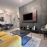 Daire Flh Art Elegance - Large Balcony, Free Parking, Ateneo