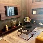 Daire Flh Art Elegance - Large Balcony, Free Parking, Ateneo *