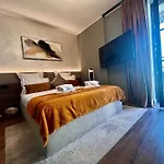 Daire Flh Art Elegance - Large Balcony, Free Parking, Ateneo *