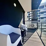Daire Flh Art Elegance - Large Balcony, Free Parking, Ateneo *