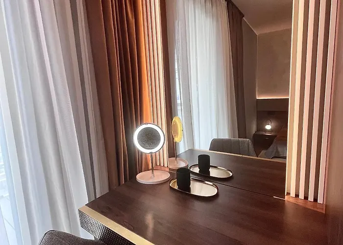 Apartment Flh Art Elegance - Large Balcony, Free Parking, Ateneo *