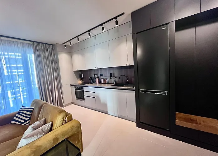 Flh Art Elegance - Large Balcony, Free Parking, Ateneo Apartment