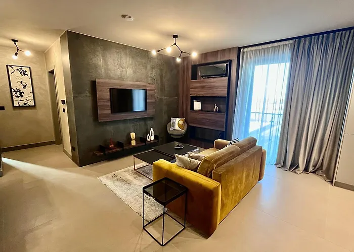 Flh Art Elegance - Large Balcony, Free Parking, Ateneo Apartment Timişoara