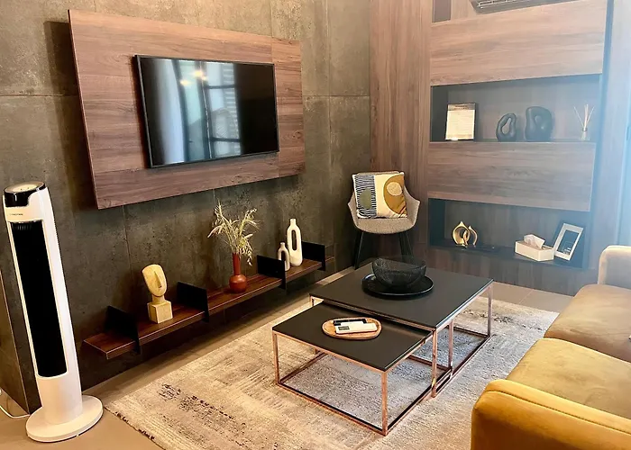 Apartment Flh Art Elegance - Large Balcony, Free Parking, Ateneo *