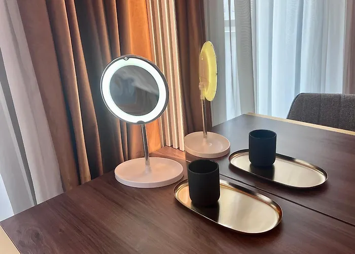 Flh Art Elegance - Large Balcony, Free Parking, Ateneo Apartment *